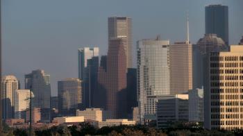 Weather camera view of St Thomas High School.