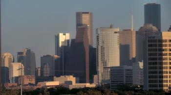 Weather camera view of St Thomas High School.
