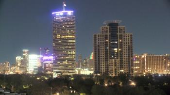 Weather camera view of St Thomas High School.