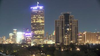 Weather camera view of St Thomas High School.