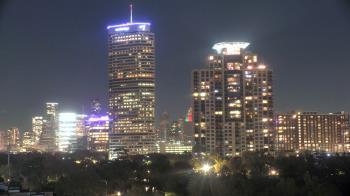 Weather camera view of St Thomas High School.