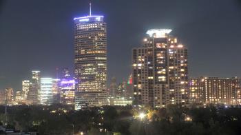 Weather camera view of St Thomas High School.