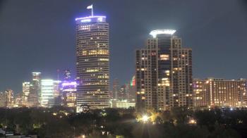 Weather camera view of St Thomas High School.