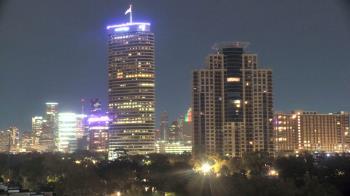 Weather camera view of St Thomas High School.