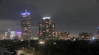Weather camera view of St Thomas High School.