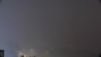 Weather camera view of St Thomas High School.