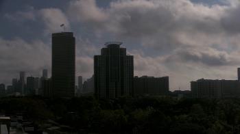 Weather camera view of St Thomas High School.