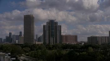 Weather camera view of St Thomas High School.