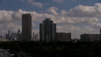 Weather camera view of St Thomas High School.