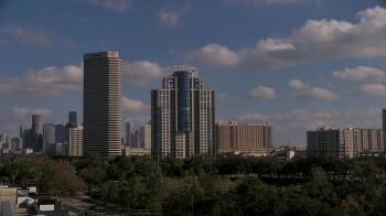 Weather camera view of St Thomas High School.