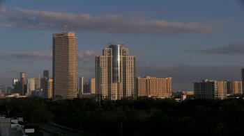 Weather camera view of St Thomas High School.