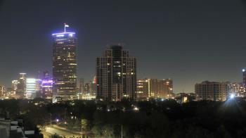 Weather camera view of St Thomas High School.