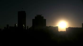 Weather camera view of St Thomas High School.