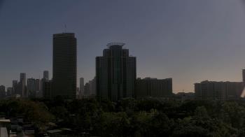 Weather camera view of St Thomas High School.