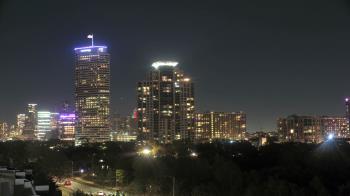 Weather camera view of St Thomas High School.
