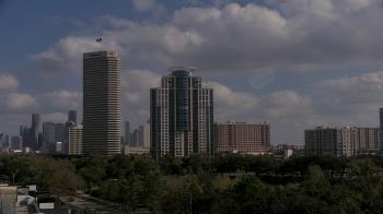 Weather camera view of St Thomas High School.