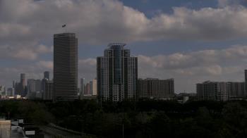 Weather camera view of St Thomas High School.