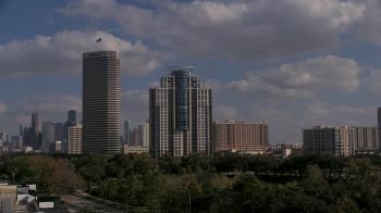 Weather camera view of St Thomas High School.