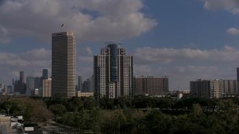 Weather camera view of St Thomas High School.
