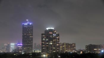 Weather camera view of St Thomas High School.