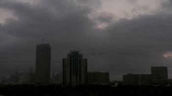 Weather camera view of St Thomas High School.