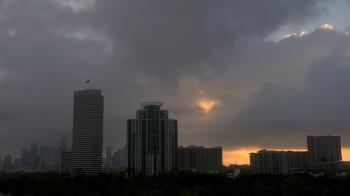Weather camera view of St Thomas High School.