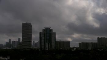 Weather camera view of St Thomas High School.