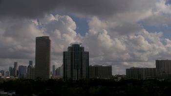 Weather camera view of St Thomas High School.