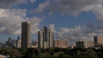 Weather camera view of St Thomas High School.