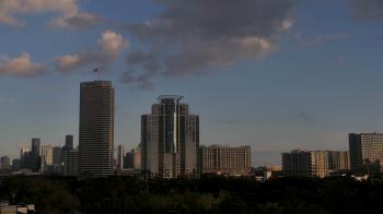 Weather camera view of St Thomas High School.