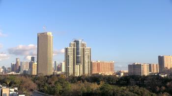 Weather camera view of St Thomas High School.