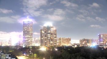 Weather camera view of St Thomas High School.