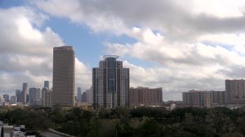 Weather camera view of St Thomas High School.