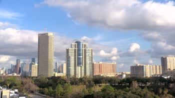 Weather camera view of St Thomas High School.