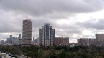 Weather camera view of St Thomas High School.