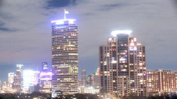 Weather camera view of St Thomas High School.