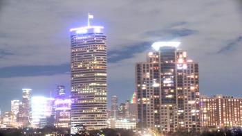 Weather camera view of St Thomas High School.