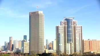 Weather camera view of St Thomas High School.