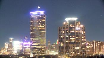 Weather camera view of St Thomas High School.