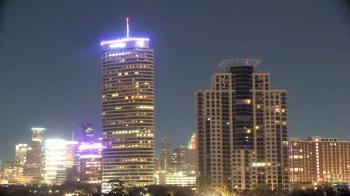 Weather camera view of St Thomas High School.