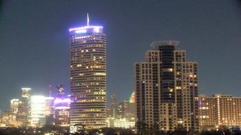 Weather camera view of St Thomas High School.