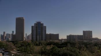 Weather camera view of St Thomas High School.