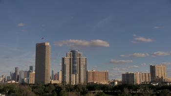 Weather camera view of St Thomas High School.