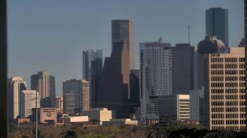Weather camera view of St Thomas High School.