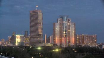 Weather camera view of St Thomas High School.