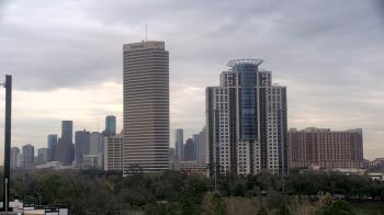 Weather camera view of St Thomas High School.