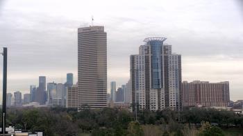 Weather camera view of St Thomas High School.
