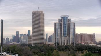 Weather camera view of St Thomas High School.