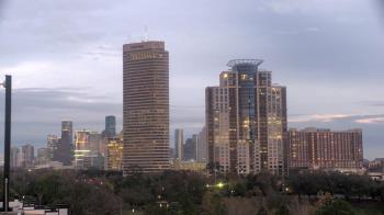 Weather camera view of St Thomas High School.