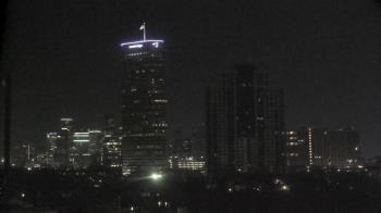 Weather camera view of St Thomas High School.